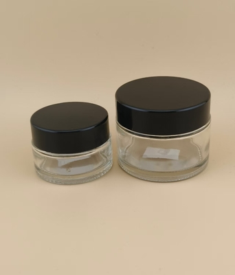 Desain yang bagus Kaca bening Botol krim dengan tutup sekrup untuk lotion