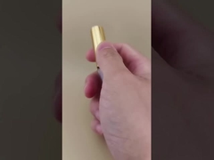 Kuas Bulu Mata Kosmetik dengan Tutup Ulir Emas untuk Tampilan Sempurna Wanita