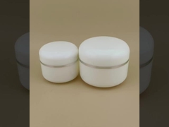 Botol Krim Plastik Putih Berujung Bulat dengan Ujung Perak untuk Lotion Wanita
