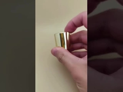 Golden Aluminium-Plastik Bulat Tutup halus dengan Tombol Jelas untuk Botol Perawatan Kulit