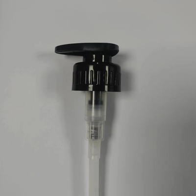 K206-12 Pompa Losion Sekrup Hitam Mengkilap Tingkat Debit 4ml/T Nonspill Berwarna-warni