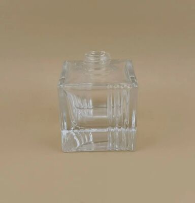 Botol kaca bening halus tebal persegi untuk parfum mobil