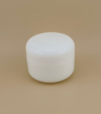 Putih Sertifikasi Wanita Skincare Plastik Cream Jar Dengan Tutup Sekrup