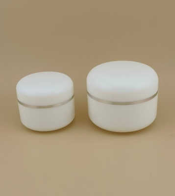 Botol Krim Plastik Putih Berujung Bulat dengan Ujung Perak untuk Lotion Wanita